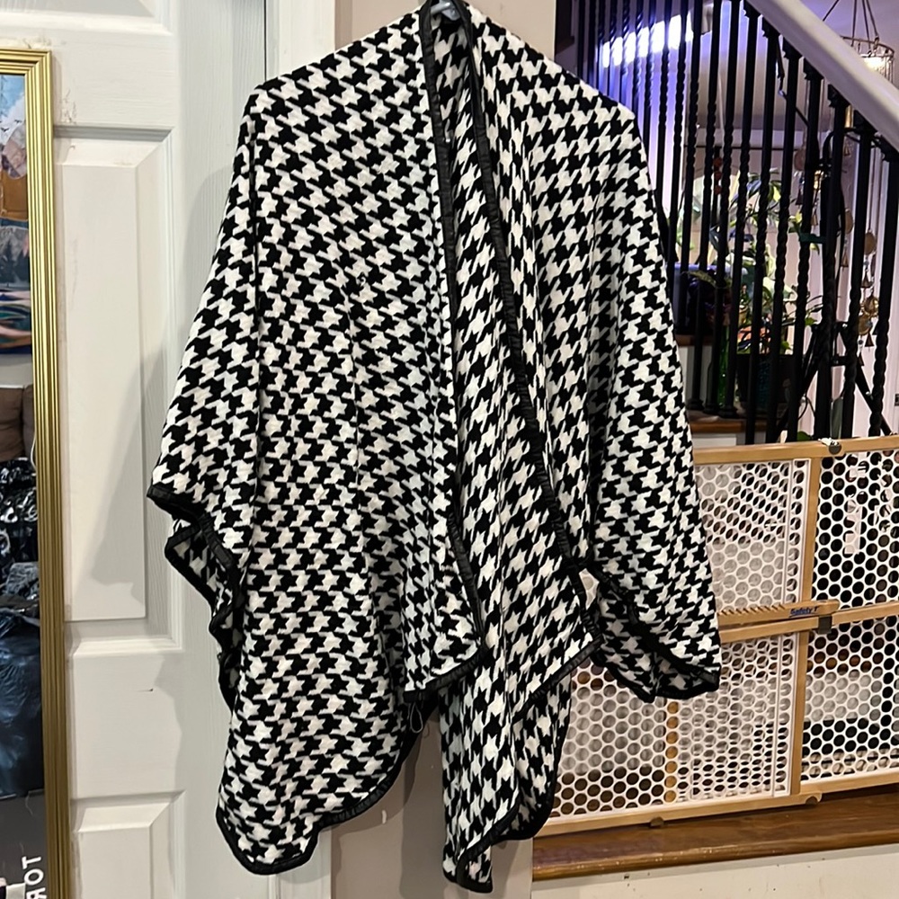 Houndstooth Shawl